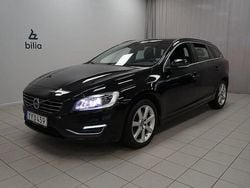 Svart Begagnad 2017 Volvo V60 Momentum Kombi | 149 500 kr (Bra pris)