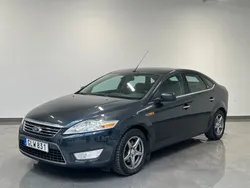 Grå Begagnad 2008 Ford Mondeo Ghia Halvkombi | 39 900 kr (Lite dyr)