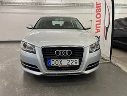 Silver Begagnad 2011 Audi A3 Sportback Attraction Halvkombi | 105 000 kr (Marknadspris)