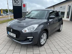 Grå (gråmetallic) Begagnad 2020 Suzuki Swift Halvkombi | 129 000 kr (Marknadspris)
