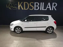 Vit Begagnad 2012 Skoda Fabia Ambiente Halvkombi | 59 900 kr (Marknadspris)