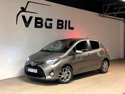 Mörkgrå Begagnad 2016 Toyota Yaris Active Halvkombi | 114 900 kr (Marknadspris)