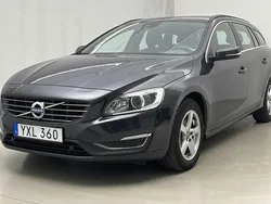 Grå Begagnad 2018 Volvo V60 Momentum Kombi | 201 800 kr (Superpris)