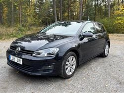 Svart Begagnad 2014 VW Golf VII Halvkombi | 62 000 kr (Bra pris)