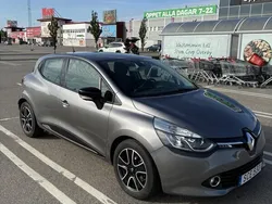 Grå Begagnad 2015 Renault Clio IV Halvkombi | 84 000 kr (Marknadspris)