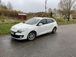 Vit Begagnad 2013 Renault Mégane GrandTour Kombi | 41 500 kr (Marknadspris)