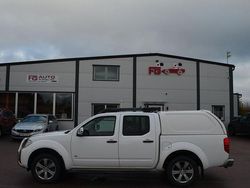 Vit Begagnad 2014 Nissan Navara Pickup | 124 900 kr (Marknadspris)