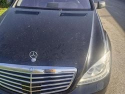 Svart Begagnad 2010 Mercedes S350 Sedan | 50 000 kr