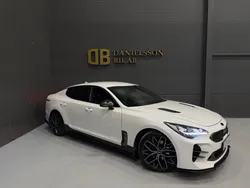 Vit Begagnad 2018 Kia Stinger 3 Halvkombi | 249 800 kr (Dyr)