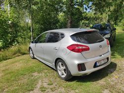 Grå Begagnad 2016 Kia Ceed GT-Line Halvkombi | 115 000 kr (Marknadspris)