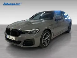 Grå Begagnad 2022 BMW 530e M Sport Sedan | 429 000 kr