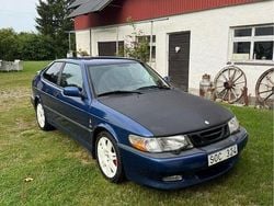 Blå Begagnad 2001 Saab 9-3 Aero Halvkombi | 50 000 kr (Dyr)