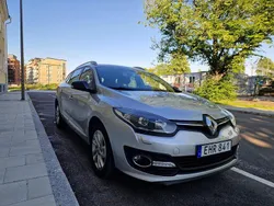 Silver Begagnad 2016 Renault Mégane GrandTour LIMITED Kombi | 99 900 kr (Marknadspris)