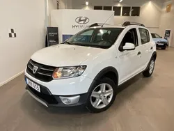 Vit Begagnad 2015 Dacia Sandero Stepway Halvkombi | 69 500 kr (Lite dyr)