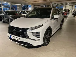 Vit Begagnad 2023 Mitsubishi Eclipse Cross Instyle SUV | 389 500 kr (Dyr)