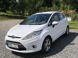Vit Begagnad 2011 Ford Fiesta Titanium Halvkombi | 28 000 kr (Lite dyr)