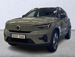 Grön Begagnad 2023 Volvo XC40 Plus SUV | 419 800 kr