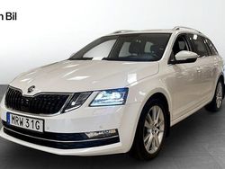 Vit Begagnad 2020 Skoda Octavia Style Kombi | 239 900 kr (Lite dyr)