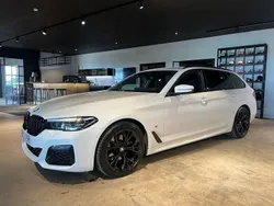 Vit Begagnad 2021 BMW 520 M Sport Kombi | 389 000 kr (Lite dyr)