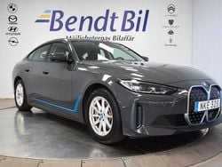 Grå Begagnad 2023 BMW i4 Shadowline Sedan | 469 500 kr (Bra pris)