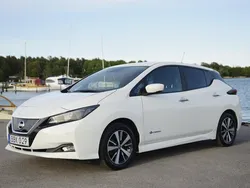 Vit Begagnad 2019 Nissan Leaf Halvkombi | 134 900 kr