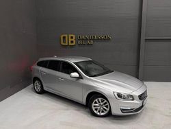 Silver Begagnad 2018 Volvo V60 Summum Kombi | 159 800 kr (Marknadspris)