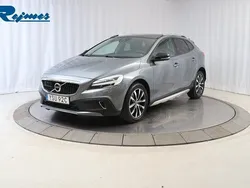 Grå (osmium grå metallic) Begagnad 2019 Volvo V40 CC Pro Kombi | 189 800 kr (Bra pris)