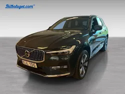 Blå Ny 2025 Volvo XC60 Plus SUV | 619 800 kr (Marknadspris)