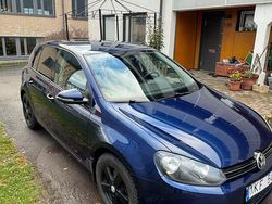 Blå Begagnad 2010 VW Golf VI Halvkombi | 52 000 kr (Marknadspris)