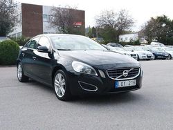 Svart Begagnad 2011 Volvo S60 Summum Sedan | 84 700 kr (Marknadspris)