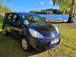 Svart Begagnad 2013 Nissan Note Minibuss | 37 000 kr (Superpris)