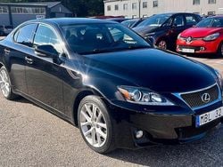 Svart Begagnad 2011 Lexus IS250 Sedan | 109 000 kr (Marknadspris)