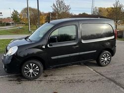 Svart Begagnad 2012 Renault Kangoo | 44 900 kr (Marknadspris)