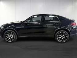 Svart (black) Begagnad 2022 Mercedes GLC300e AMG SUV | 549 850 kr