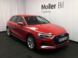 Progressivröd metallic Begagnad 2025 Audi A3 Advanced Plus Halvkombi | 329 900 kr
