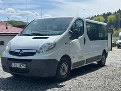 Vit Begagnad 2012 Opel Vivaro Van | 114 900 kr