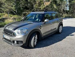Grå Begagnad 2019 Mini Cooper Countryman SUV | 213 000 kr (Bra pris)