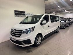 Vit Begagnad 2023 Renault Trafic Van | 379 900 kr
