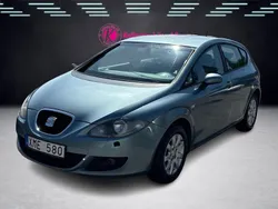 Ljusblå Begagnad 2005 Seat Leon Reference Halvkombi | 29 900 kr
