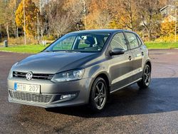 Mörkgrå (grå) Begagnad 2012 VW Polo Halvkombi | 37 000 kr (Bra pris)