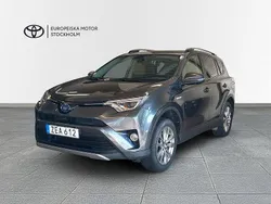 Mörkgrå Begagnad 2017 Toyota RAV4 Hybrid Executive SUV | 269 900 kr (Lite dyr)