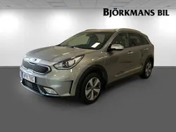 Grå Begagnad 2019 Kia Niro Advance SUV | 174 900 kr (Bra pris)