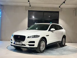 Vit Begagnad 2017 Jaguar F-Pace SUV | 269 000 kr