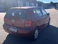Röd Begagnad 2000 VW Polo Basis Halvkombi | 13 900 kr (Bra pris)