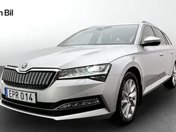 Silver (brilliant silver metallic) Begagnad 2023 Skoda Superb Style Kombi | 354 900 kr (Marknadspris)