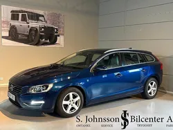 Blå Begagnad 2014 Volvo V60 Momentum Kombi | 112 900 kr (Marknadspris)