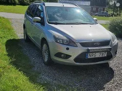 Grå Begagnad 2009 Ford Focus Titanium Kombi | 7 000 kr