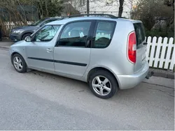 Silver Begagnad 2008 Skoda Roomster Kombi | 17 900 kr (Marknadspris)