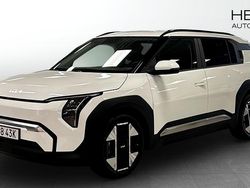 Vit (white) Ny 2024 Kia EV3 Plus SUV | 498 000 kr (Marknadspris)