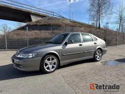 Ljusgrå Begagnad 2000 Saab 9-3 Aero Halvkombi | 1 000 kr